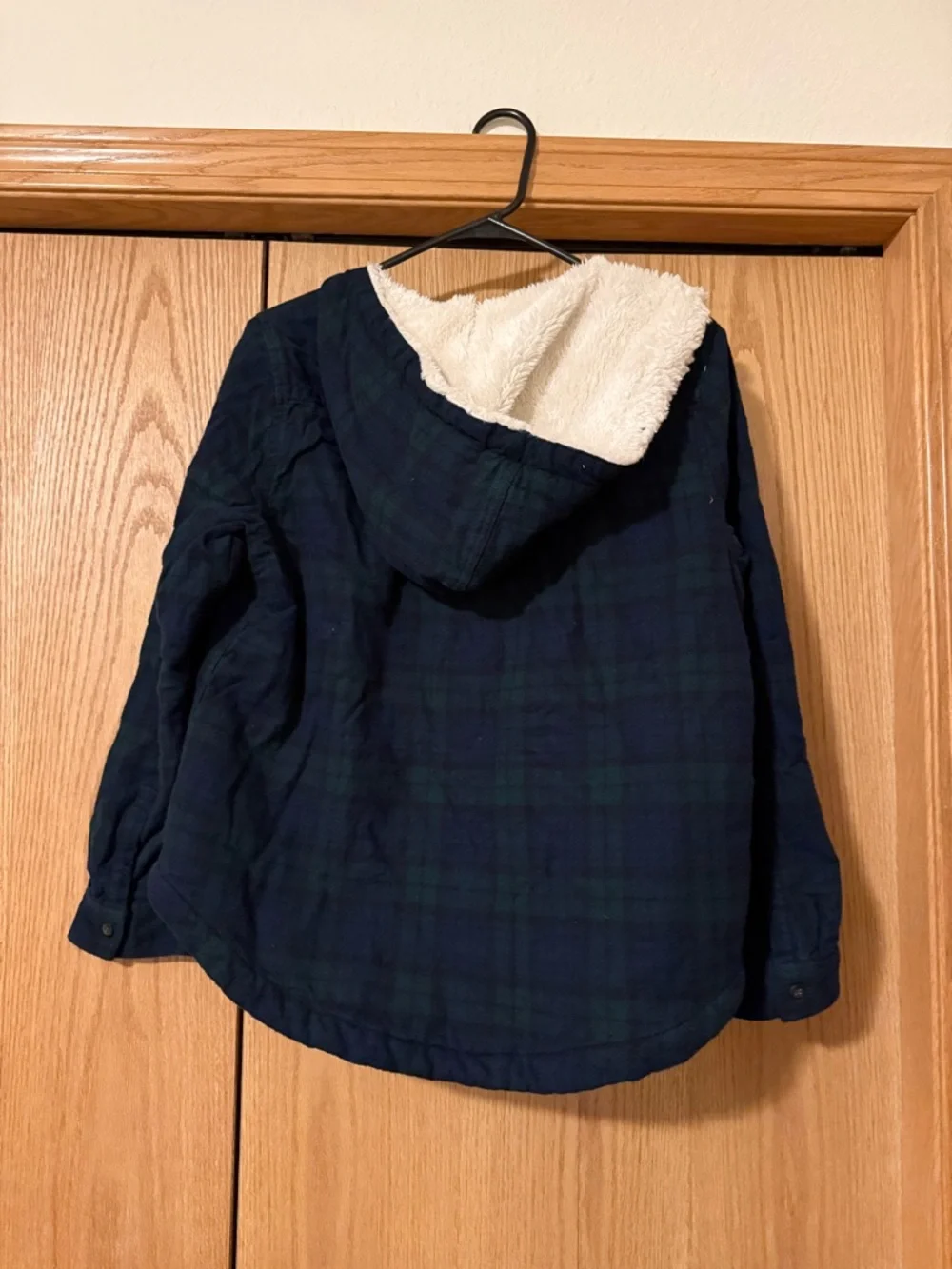 L.L. Bean Cream Sherpa-Lined Hoodie Plaid with Navy and Forest Green